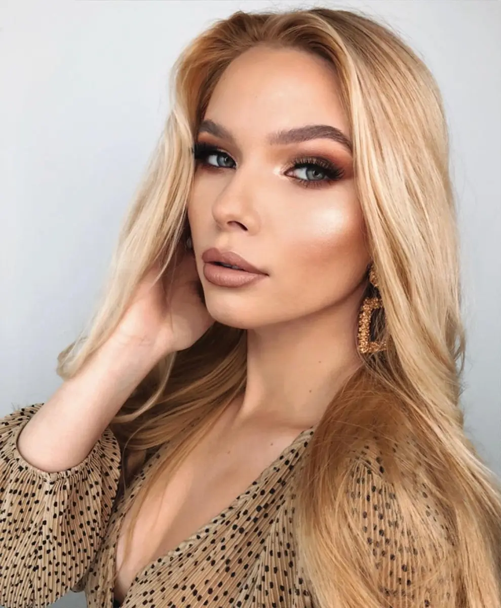 Darla escort in Minsk